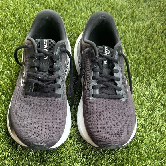 Brooks Shoes - Brooks Glycerin 21 Black Grey White Road Running Shoes - Women's Size 8.5 Wide